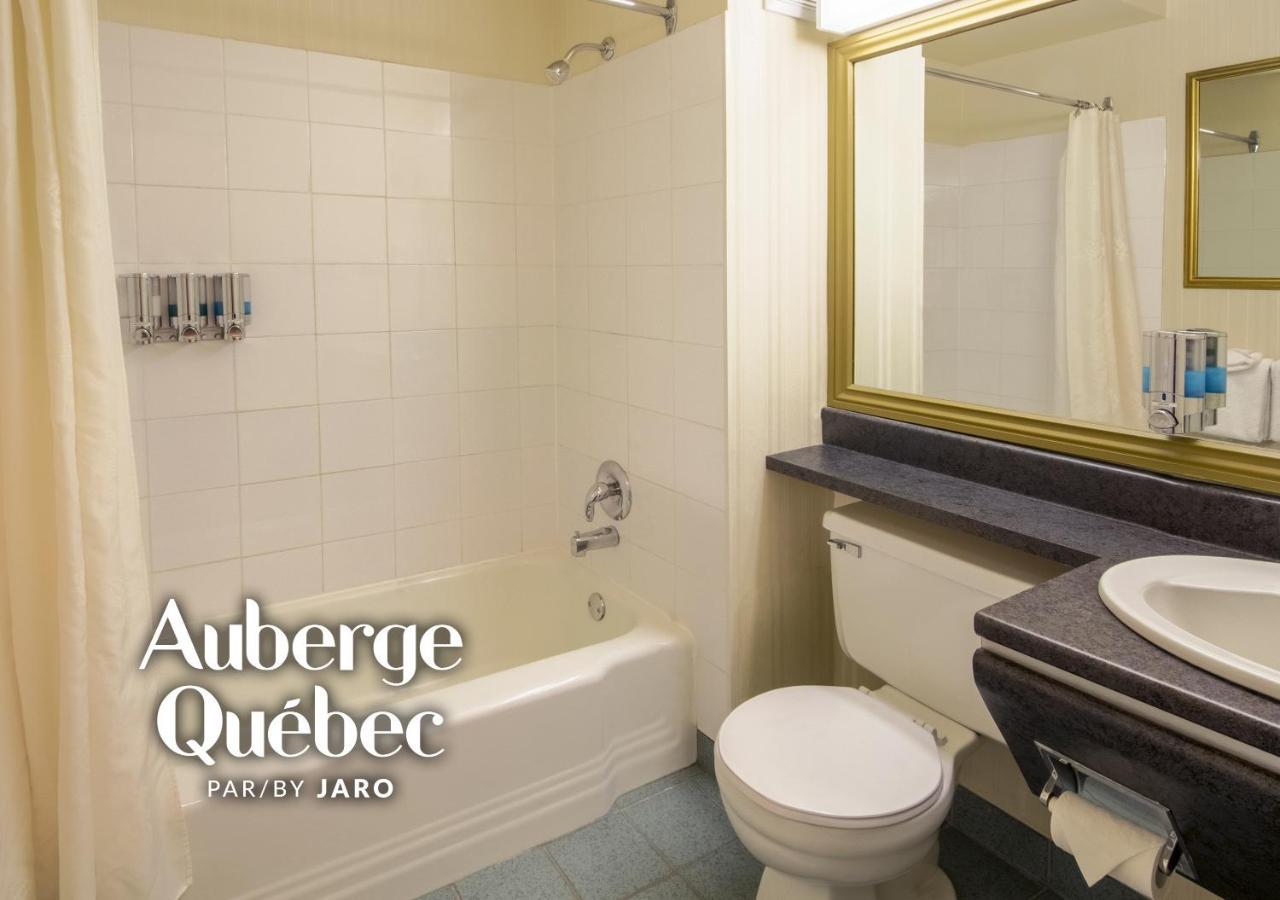 Auberge Quebec Hotel Room photo